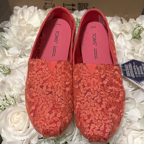 Toms Shoes - TOMS Women's Coral Lace Flats